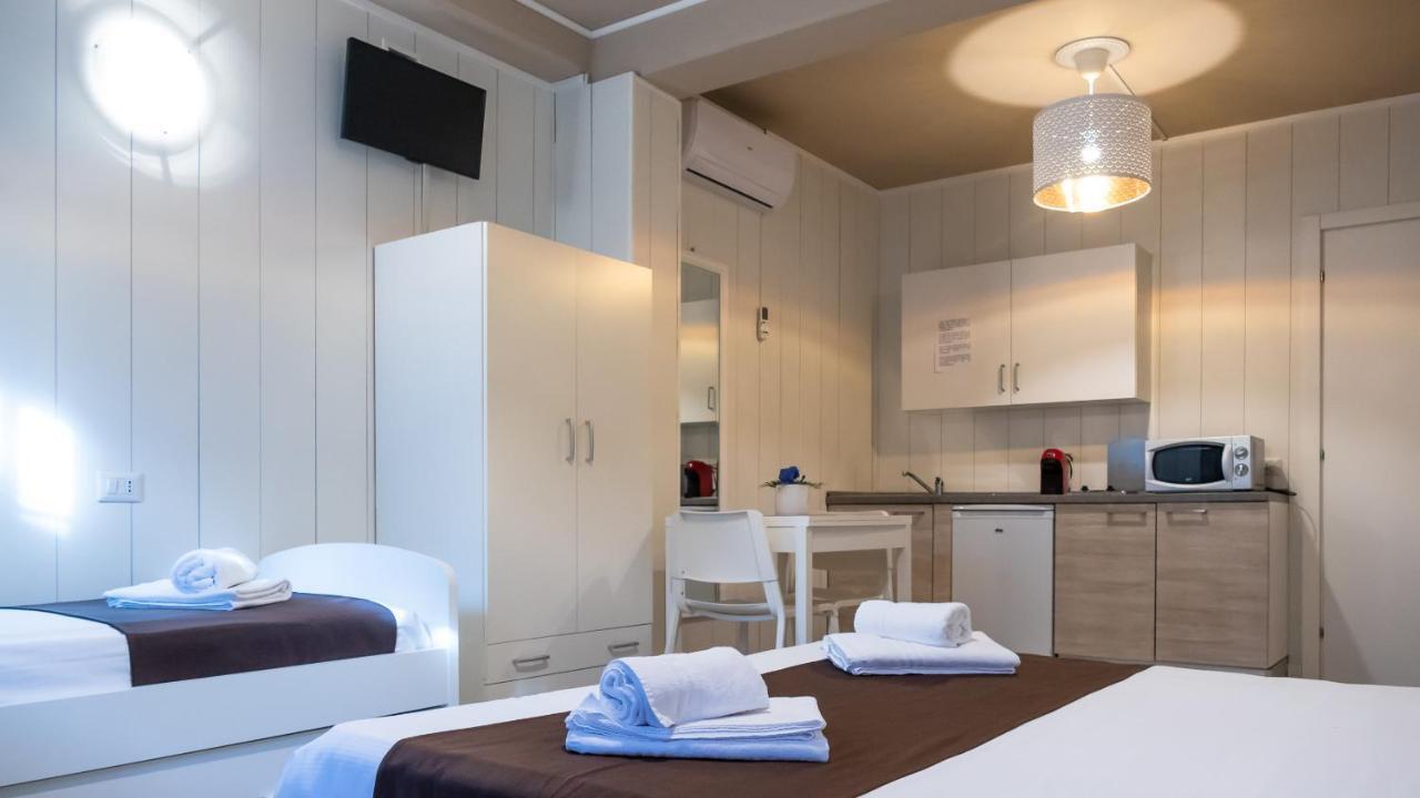 Hotel Venezia Park - Enjoy Holiday Castelnuovo del Garda Luaran gambar